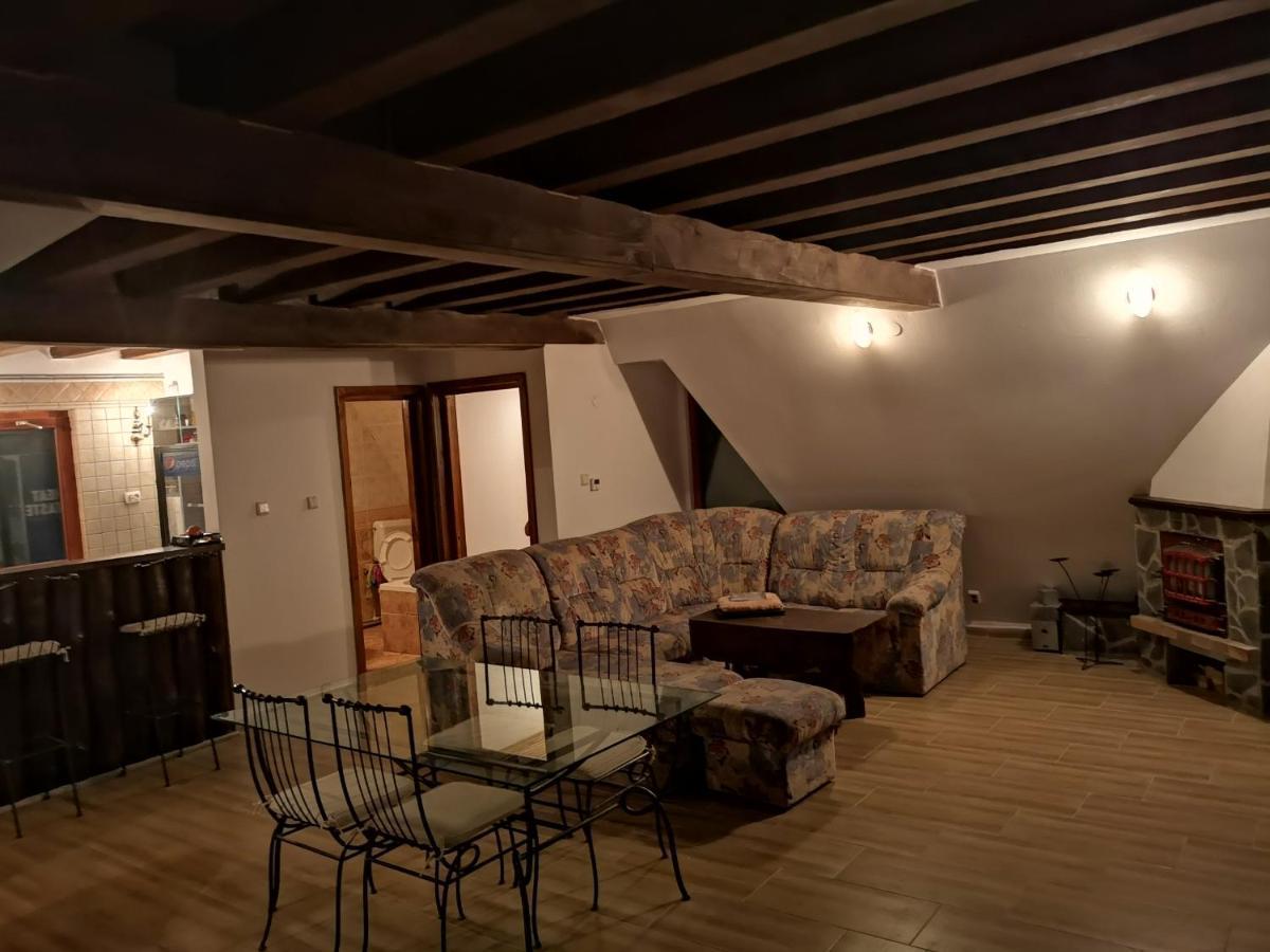 Vila Ines Sinaia Luaran gambar